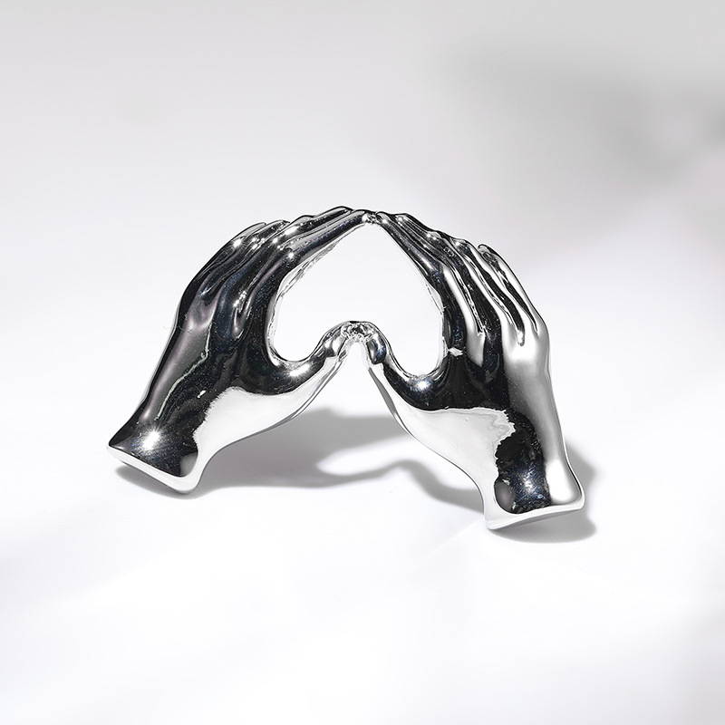 XIALUOKE Hand Pose Heart Brooc - Women Fashion Pose 评论和价格
