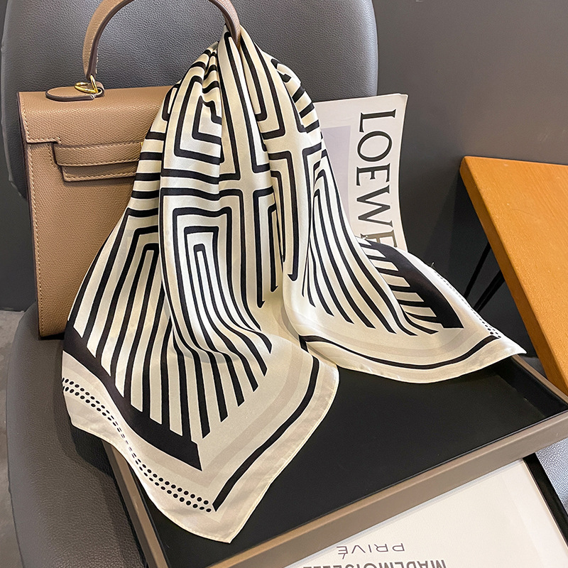 Luxury Brand Neckerchief Sprin - Women Fashion Necktie 评论和价格
