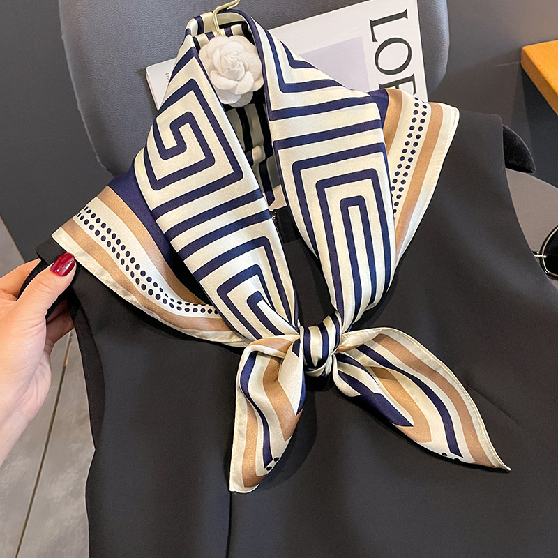 Luxury Brand Neckerchief Sprin - Women Fashion Necktie 评论和价格