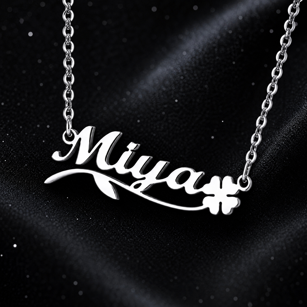 Custom Butterfly Name Necklace - Women Fashion Names 评论和价格